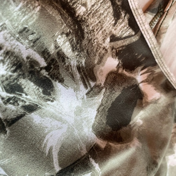 Joylab Green Floral Sports Bra - Picture 4 of 5